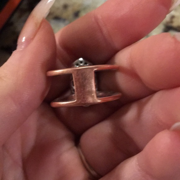 Sold - Picture 3 of 4